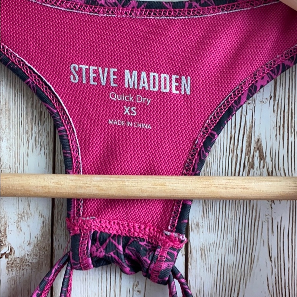 STEVE MADDEN work out top in black and pink - Picture 5 of 8
